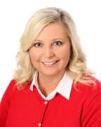 Portrait of A. Susanne Deneau, Senior Vice President and County Executive of Hamblen County at Andrew Johnson Bank, displaying professionalism and leadership.