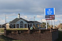 Exterior view of Andrew Johnson Bank’s Cleveland North Office, reflecting a modern and welcoming design.